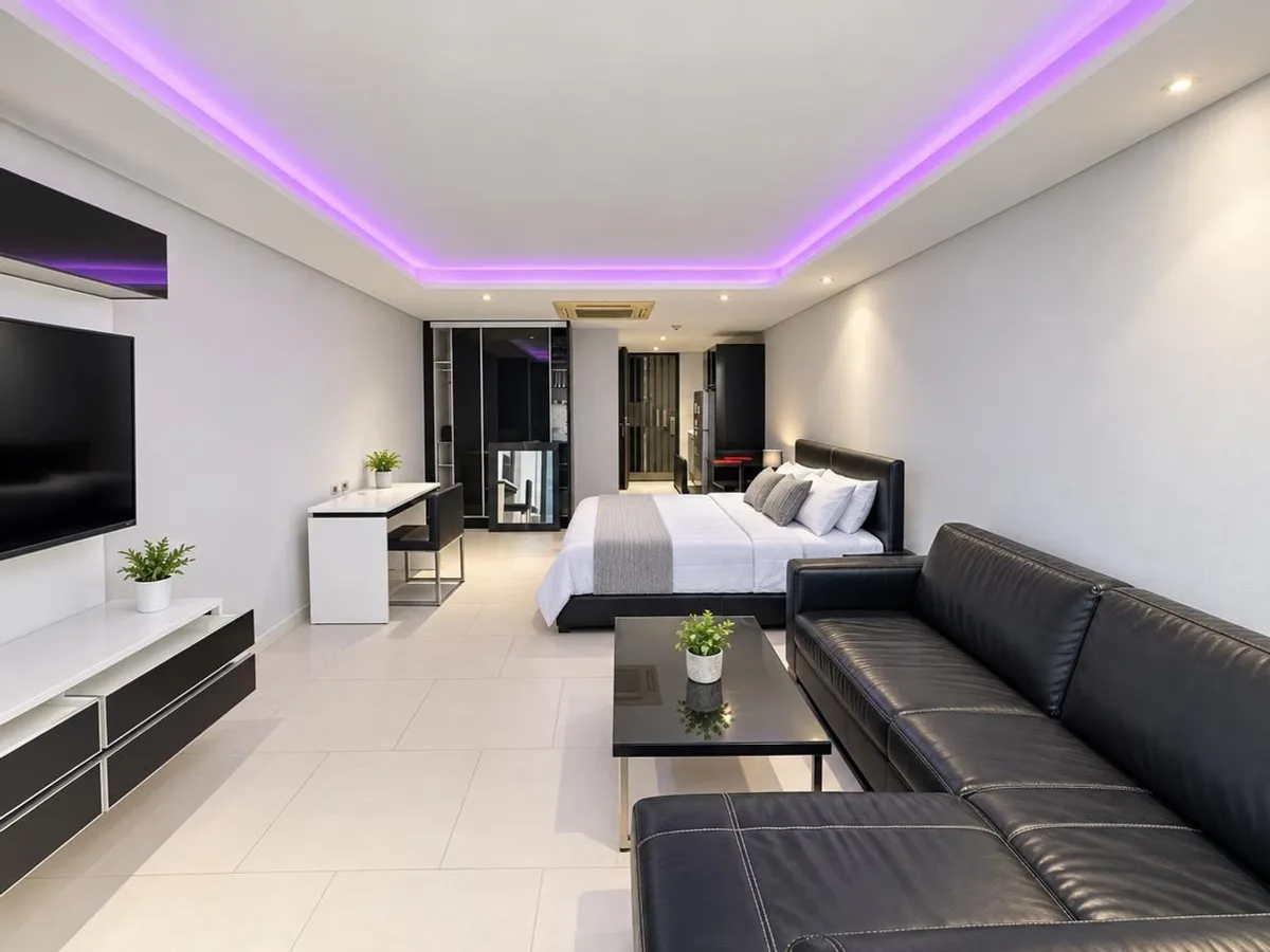 Resale · One-bedroom apartment in a prime Patong location 5