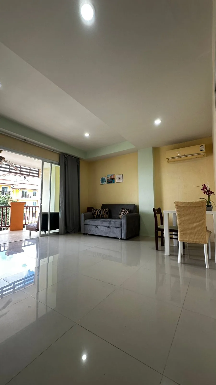 Resale · Palm Breeze 5