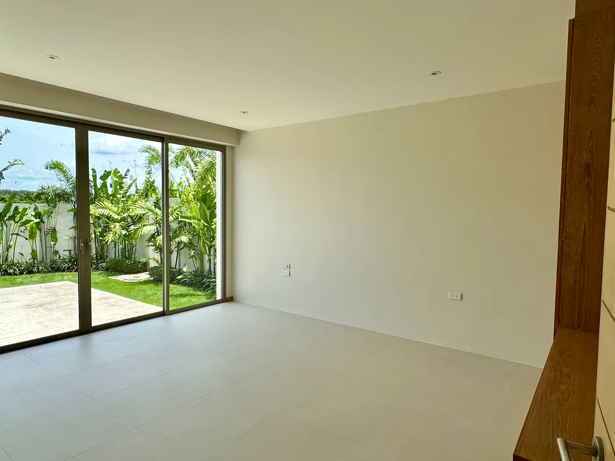 Resale · Trichada Breeze 4