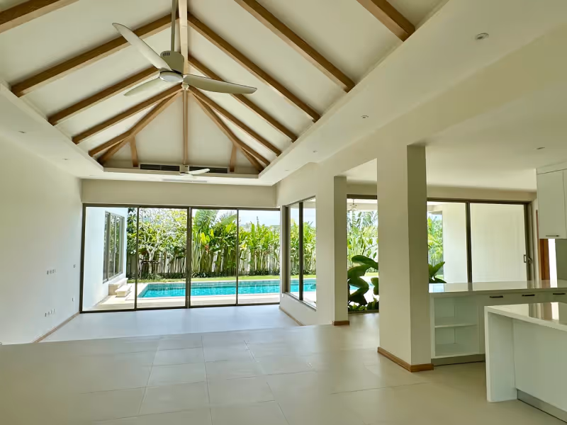 Resale · Trichada Breeze 8