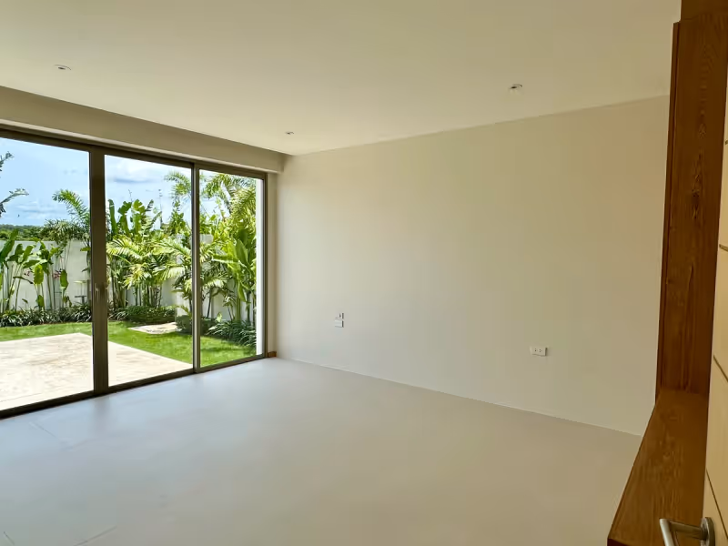 Resale · Trichada Breeze 4