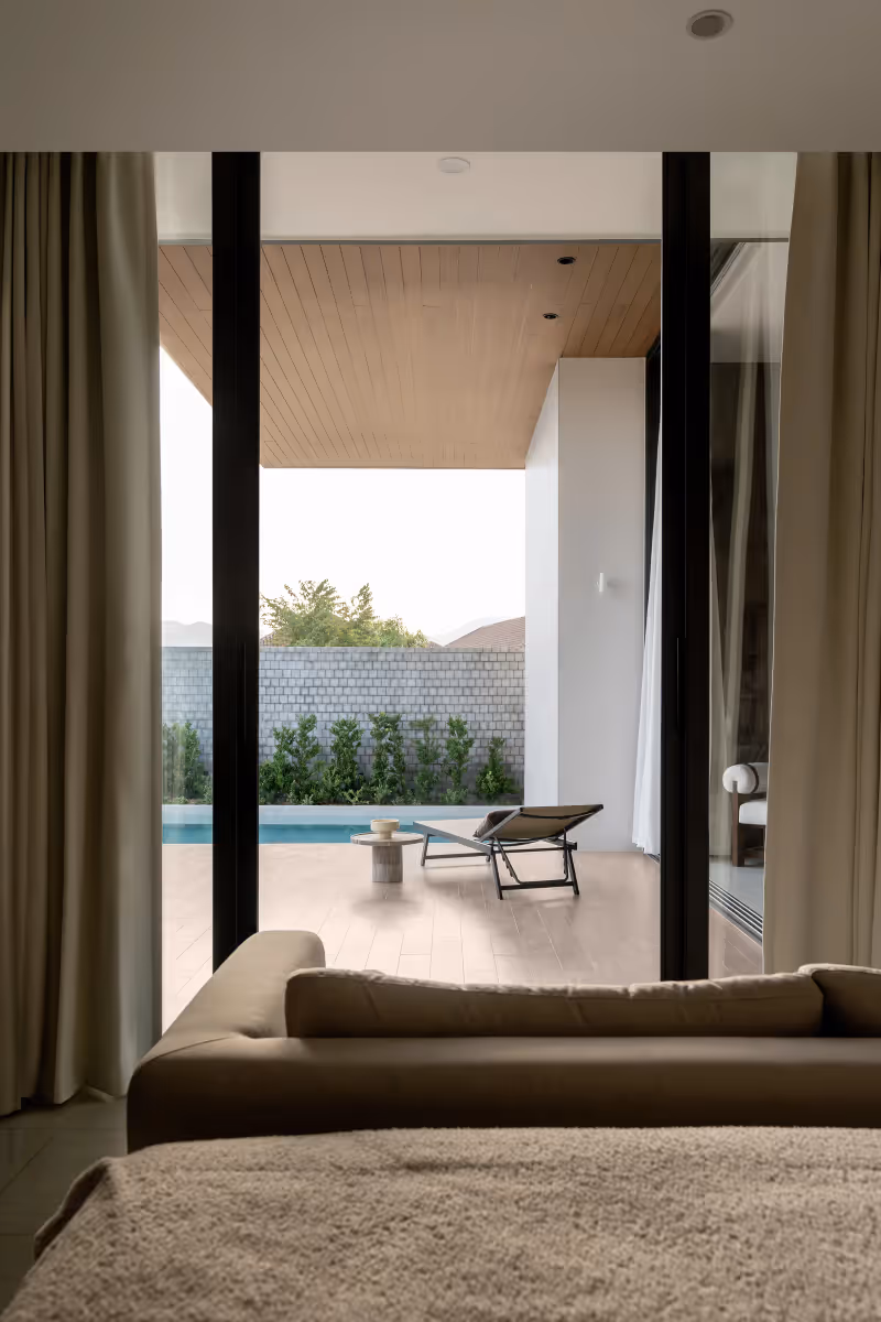 AXIS Luxury Villa 13