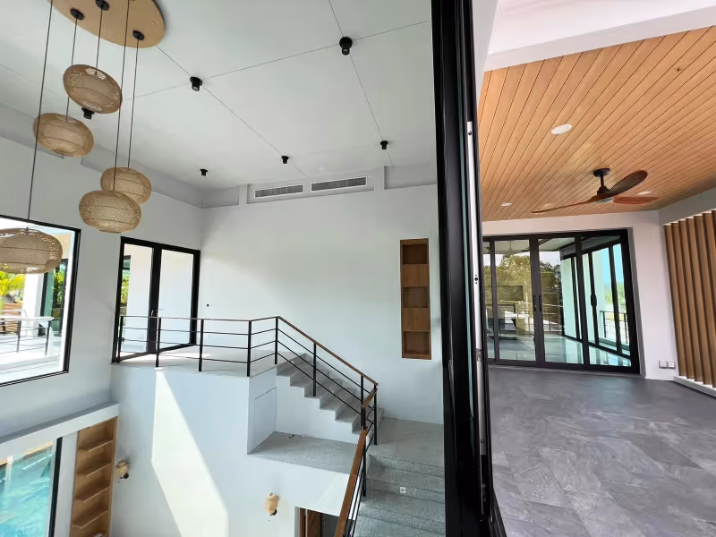 Baan Komuth 9