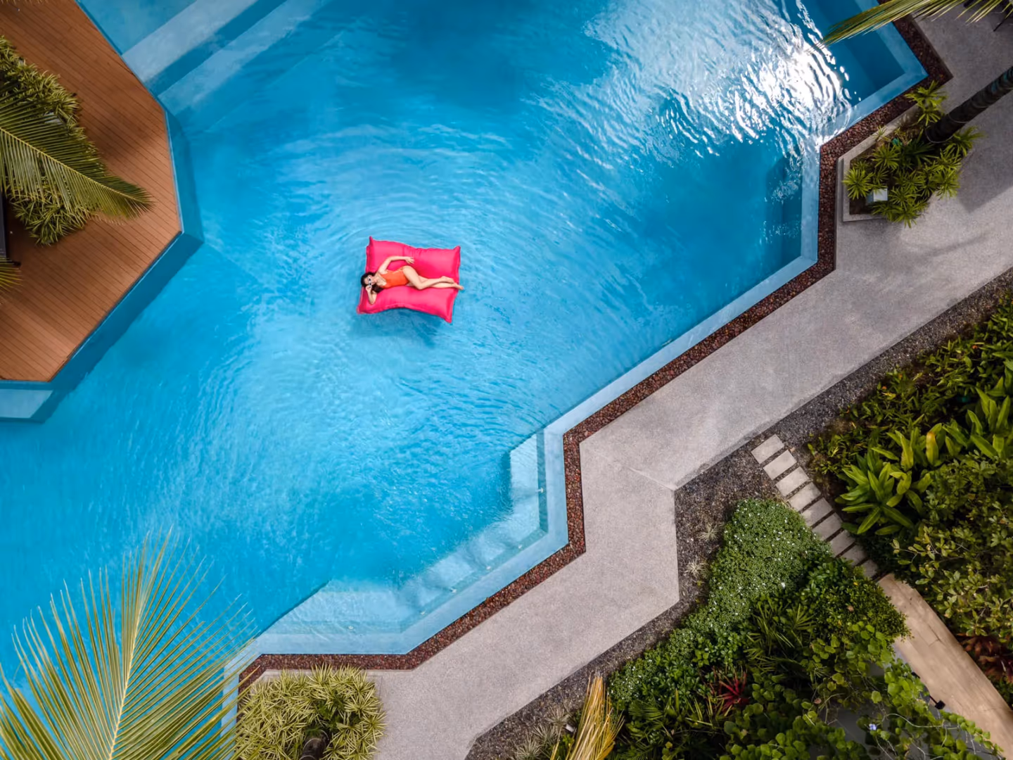 Diamond Condominium 5
