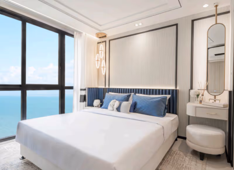 Embassy Life 25