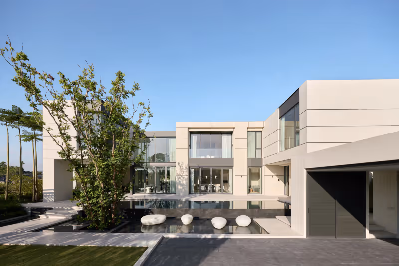 Lavish Estates 13