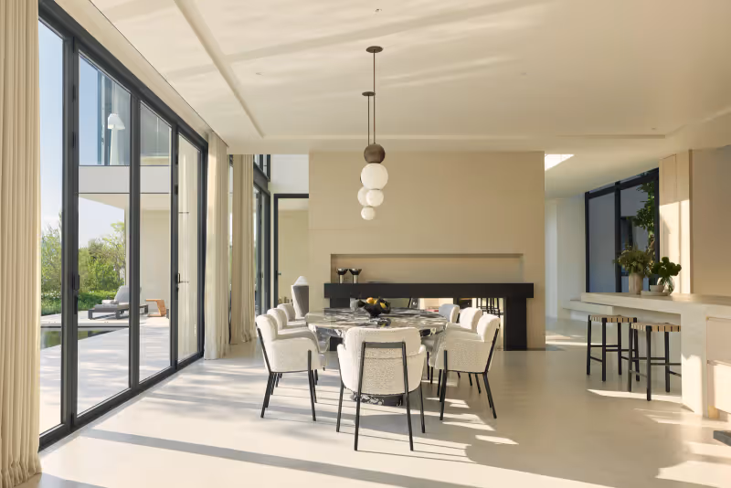 Lavish Estates 34
