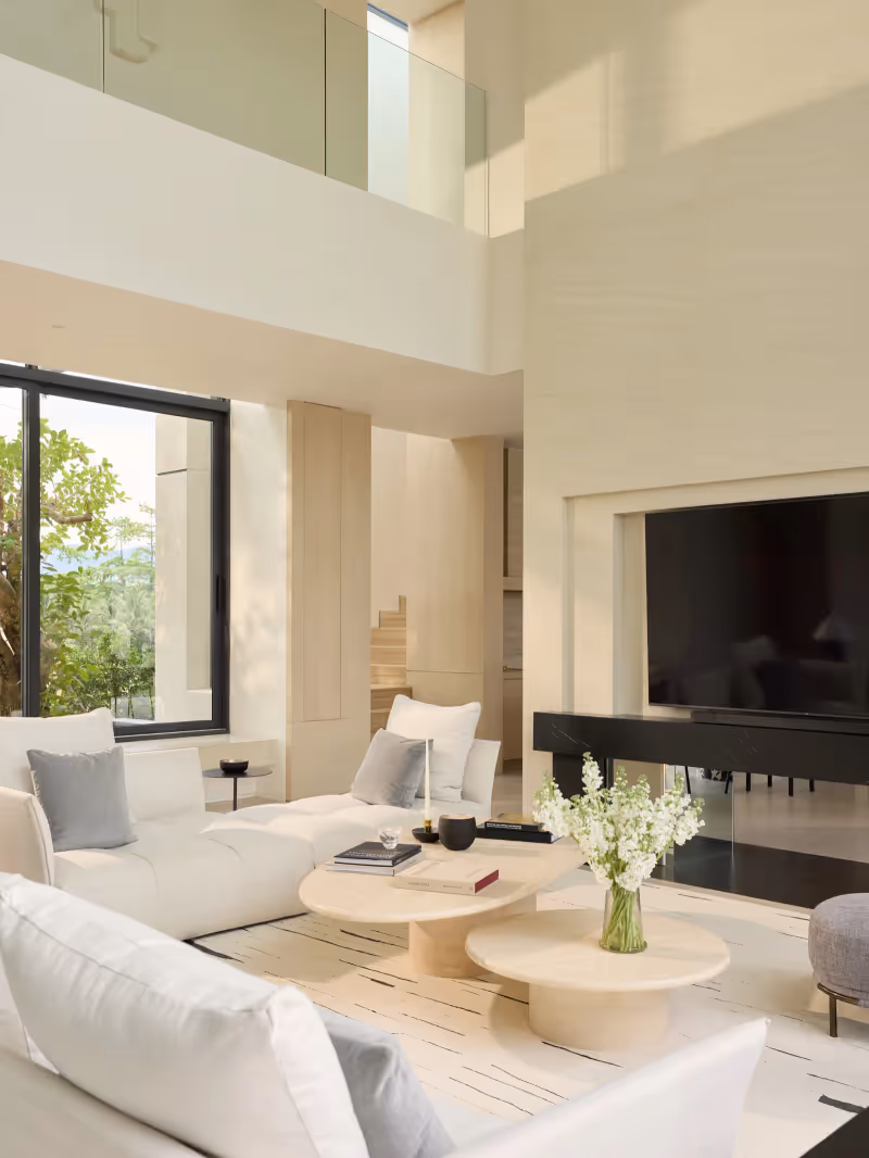 Lavish Estates 20
