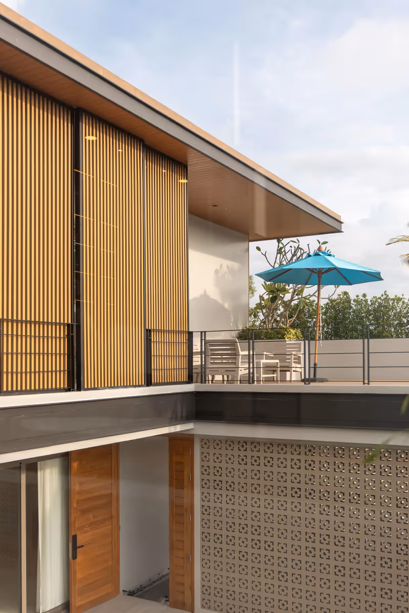 Le Villa Lake 42