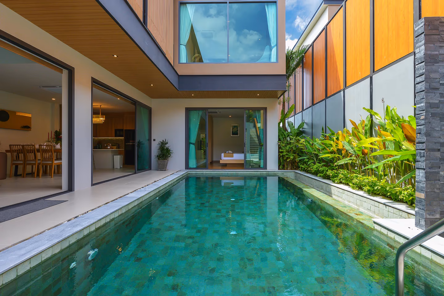 Le Villa Lake 4