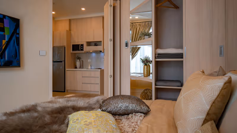 Marina Golden Bay 25