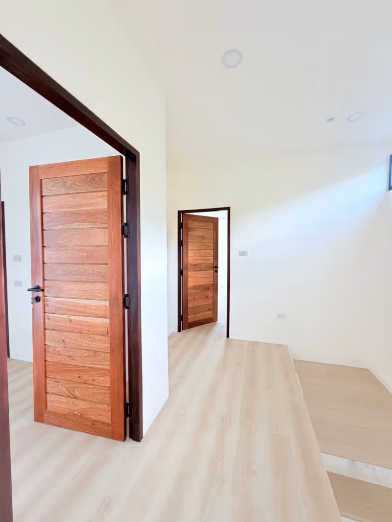 NAI Villas Urban 24