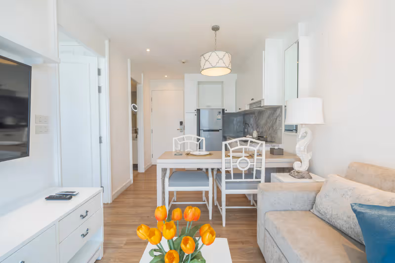 Seavale Residences Patong 25