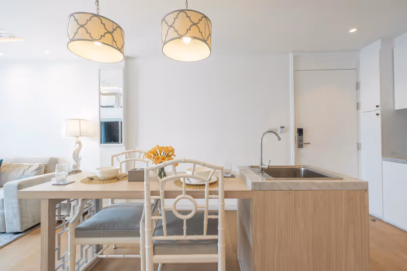 Seavale Residences Patong 19