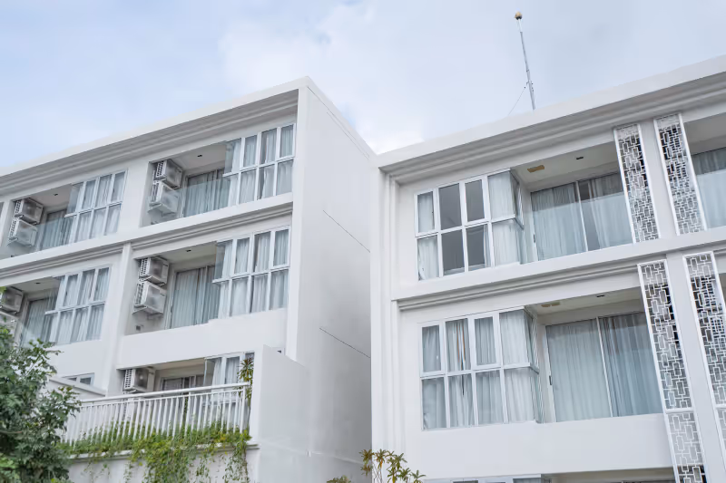 Seavale Residences Patong 6