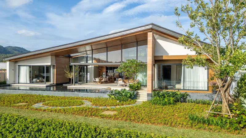 Serrana lakefront pool villas Phuket 27