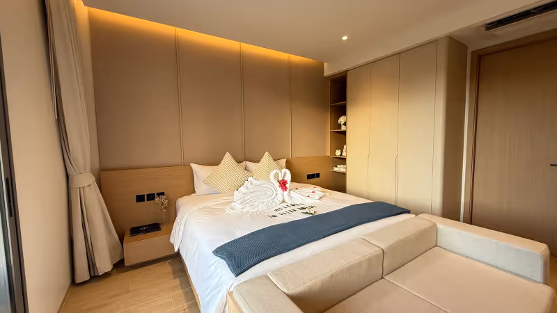 Surin Top Condominium 18