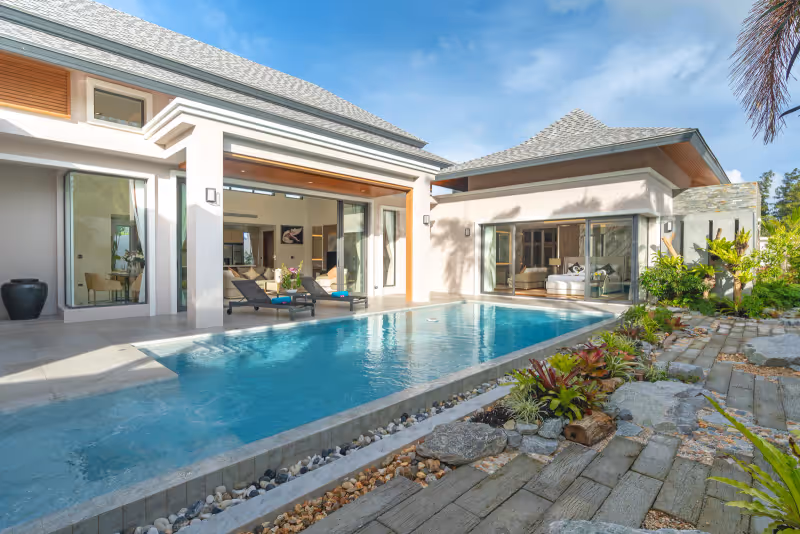 The Breeze villas 8
