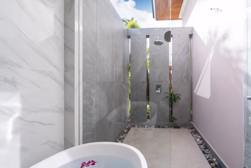 The Breeze villas 70