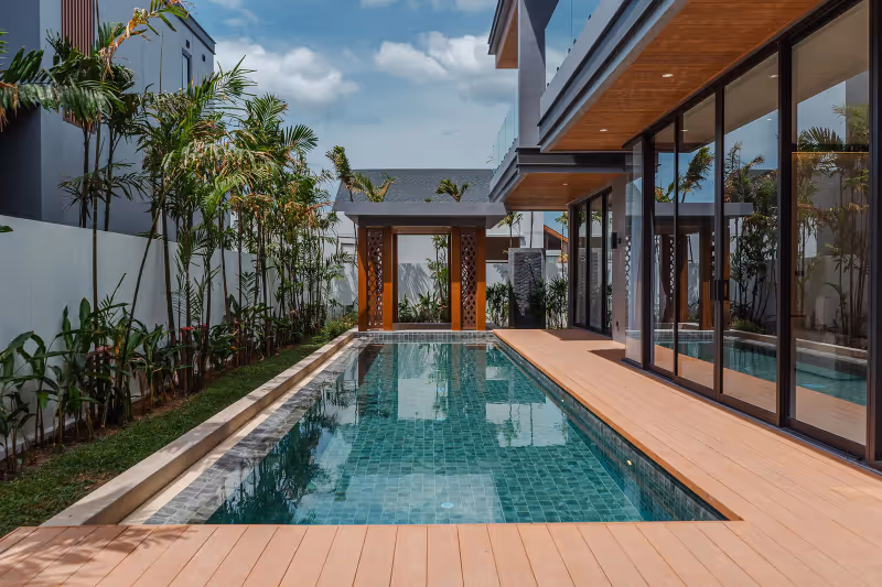 The Ozone Grand Residences 41