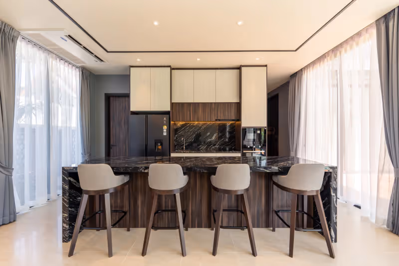The Ozone Grand Residences 14