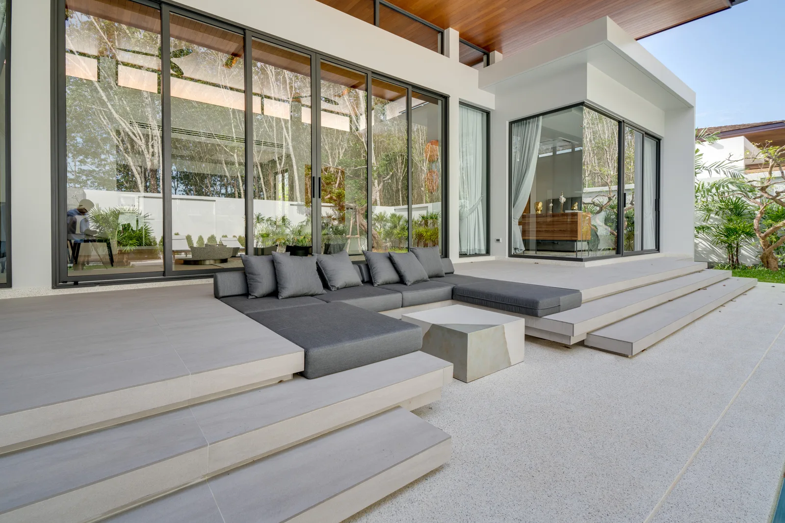 Botanica Modern Loft II 5