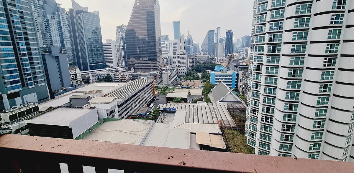15 Sukhumvit Residences 5