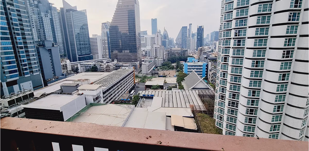 15 Sukhumvit Residences 5