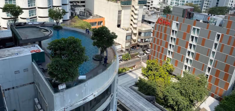 15 Sukhumvit Residences 3