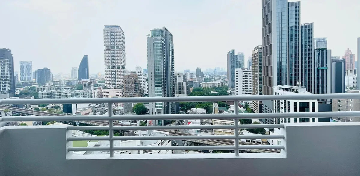 Acadamia Grand Tower 2