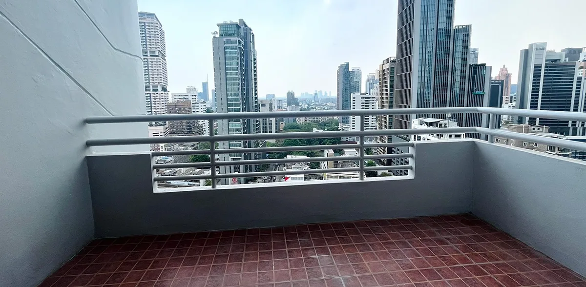 Acadamia Grand Tower 3