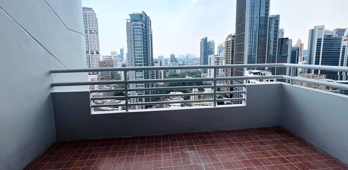Acadamia Grand Tower 3