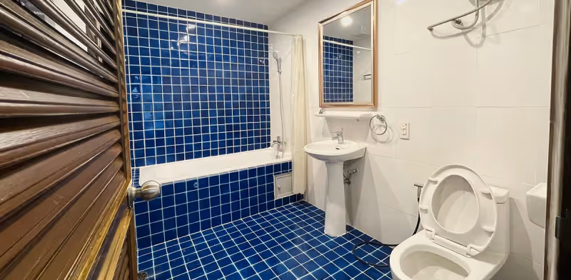 Acadamia Grand Tower 12