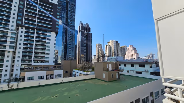 Acadamia Grand Tower