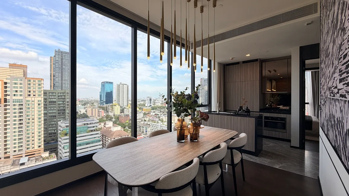 AESTIQ Thonglor 10