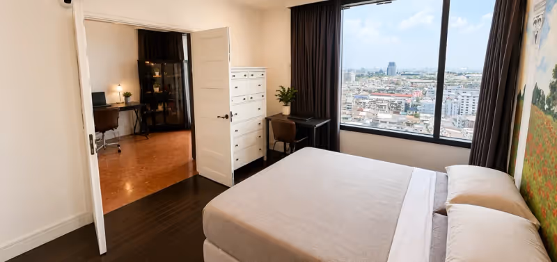 Aguston Sukhumvit 22 10