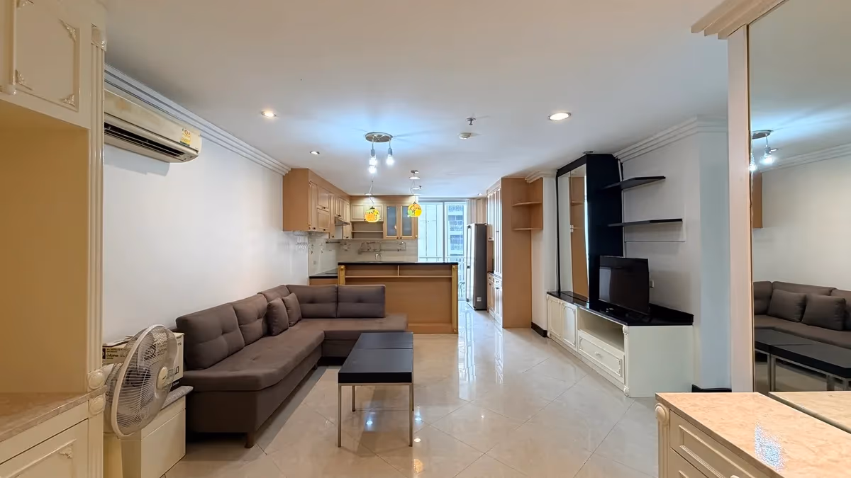 Asoke Place 4