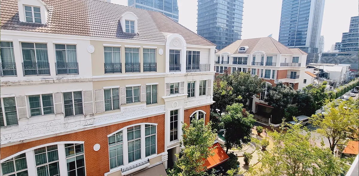 Baan Klang Krung British Town Thonglor 3