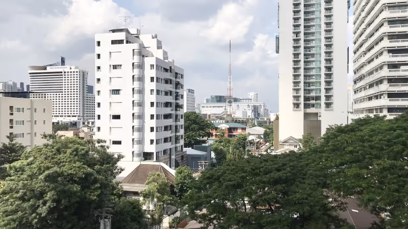 Baan Prompong Sukhumvit 39 4