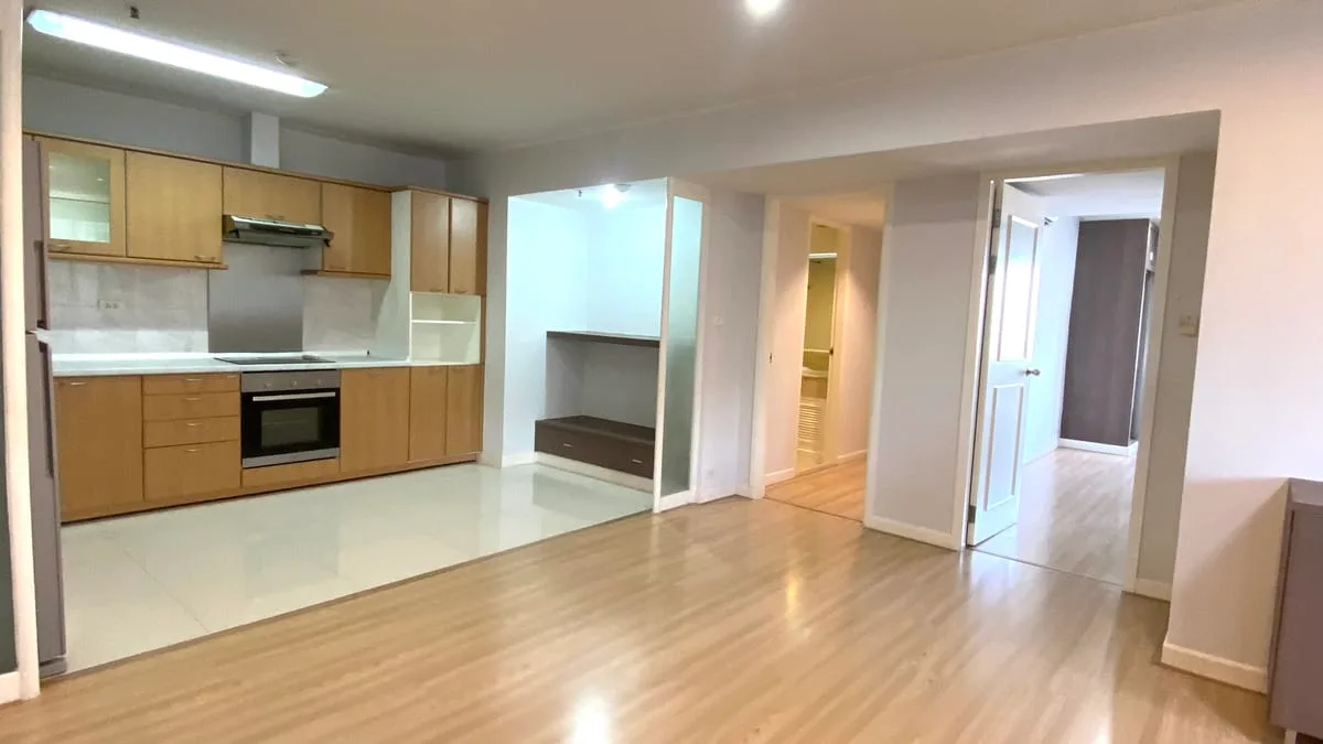 Baan Suanpetch Sukhumvit 39 8