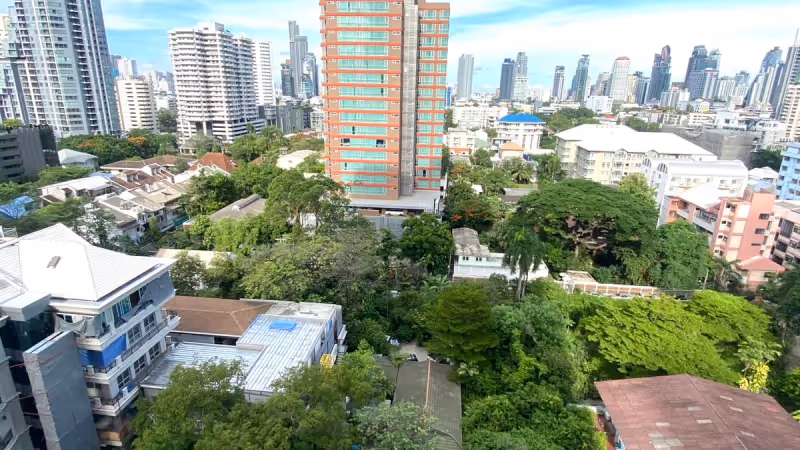 Baan Suanpetch Sukhumvit 39 4