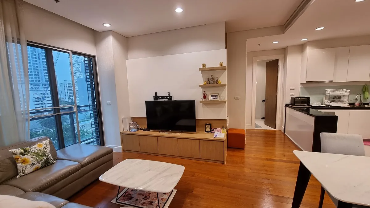 Bright Sukhumvit 24 9