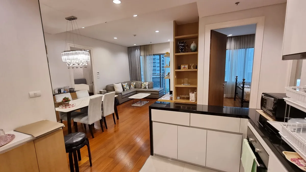 Bright Sukhumvit 24 7