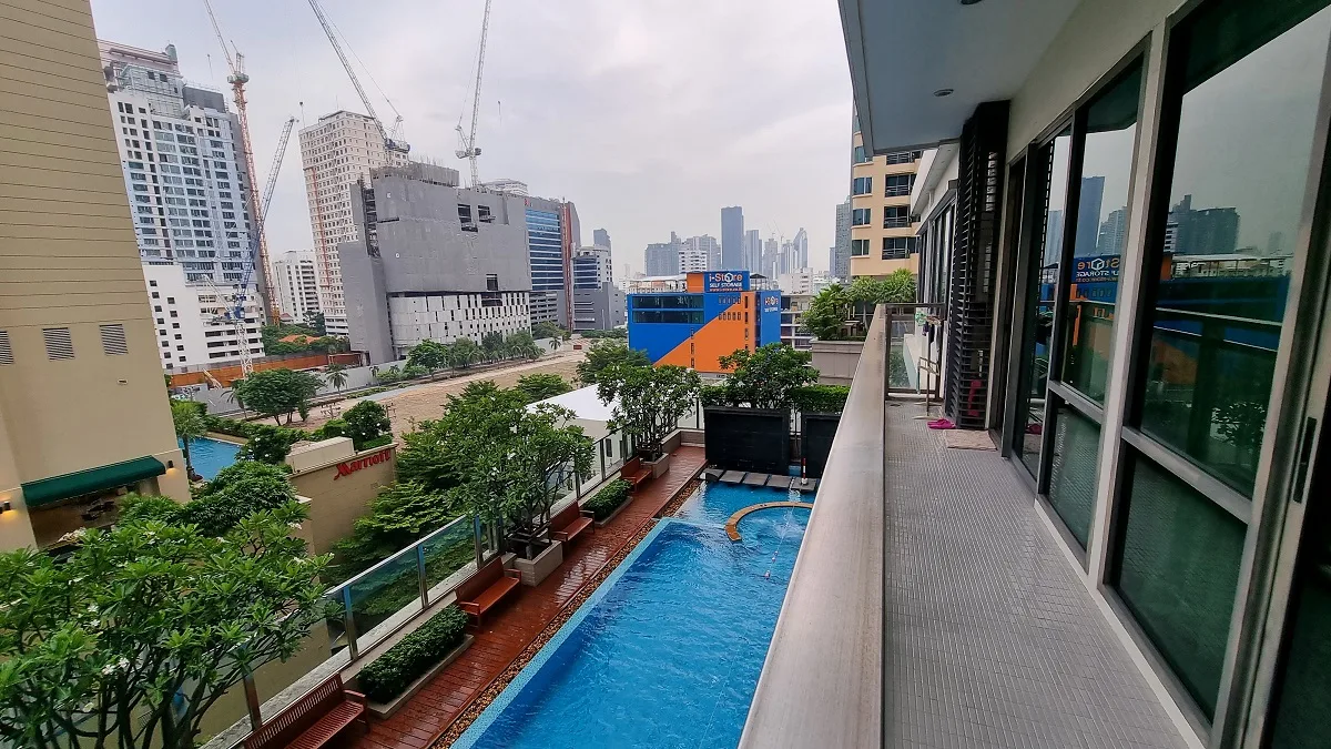 Bright Sukhumvit 24 2