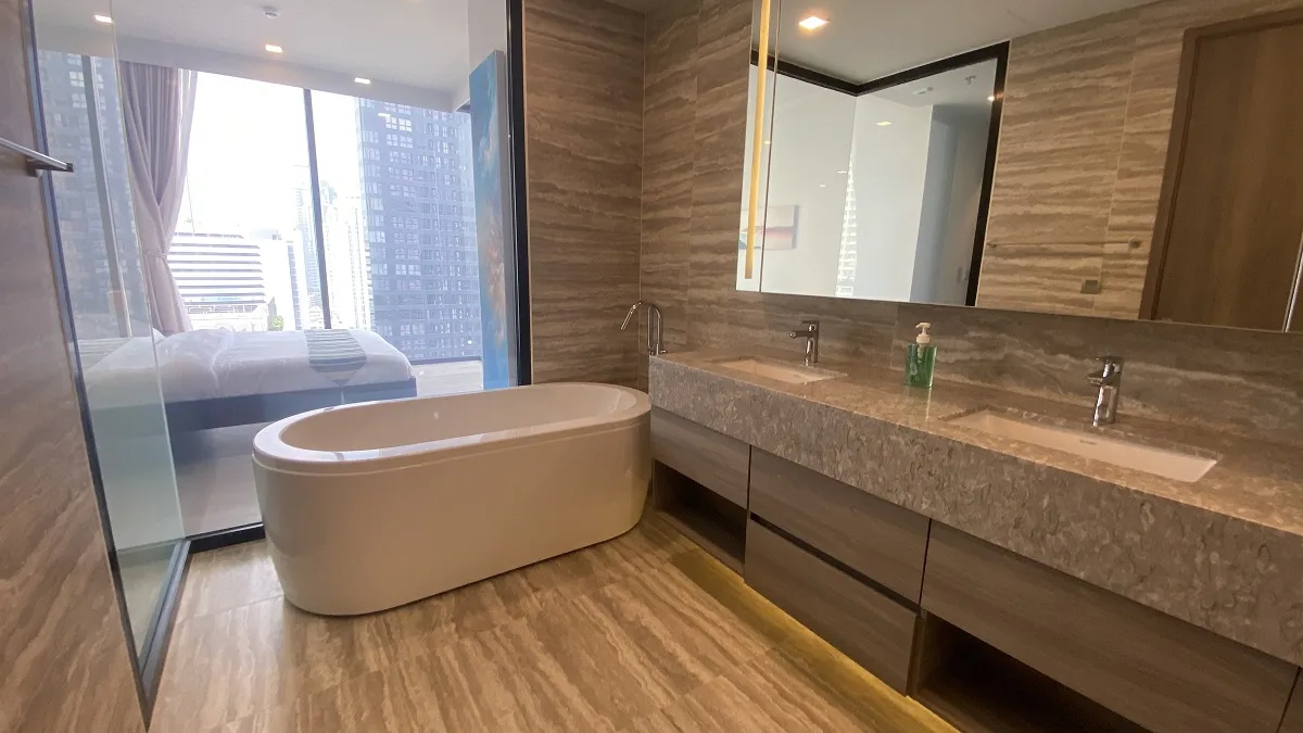 Celes Asoke Sukhumvit 21 7