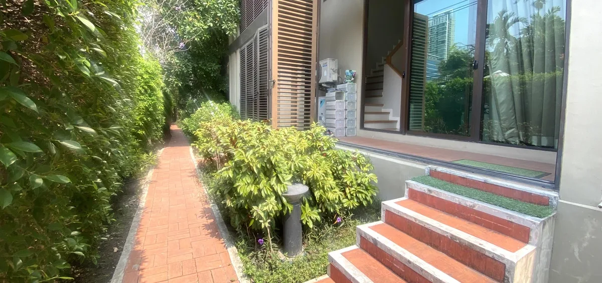 Condolette Dwell Sukhumvit 26 2