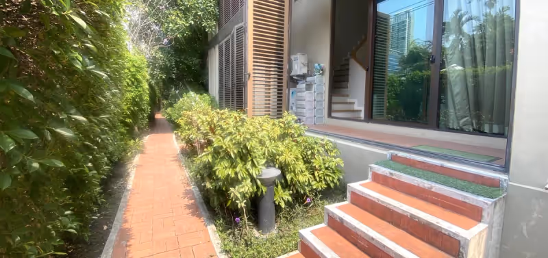 Condolette Dwell Sukhumvit 26 2