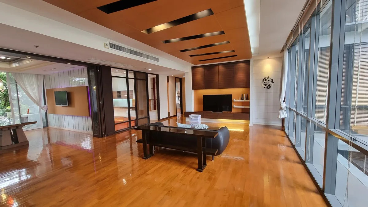 Domus Sukhumvit 8