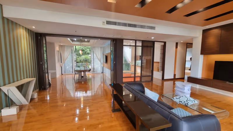 Domus Sukhumvit 6