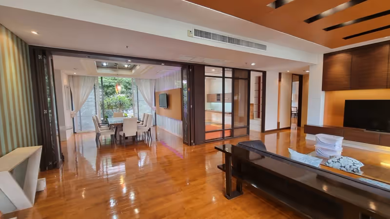 Domus Sukhumvit 5
